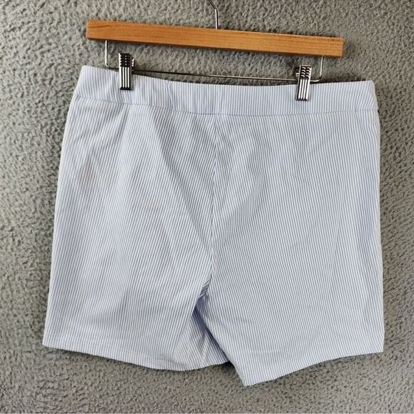 nanette lepore M Chambray Blue White Vertical Stripe Stretch Pull on Shorts - Picture 2 of 5